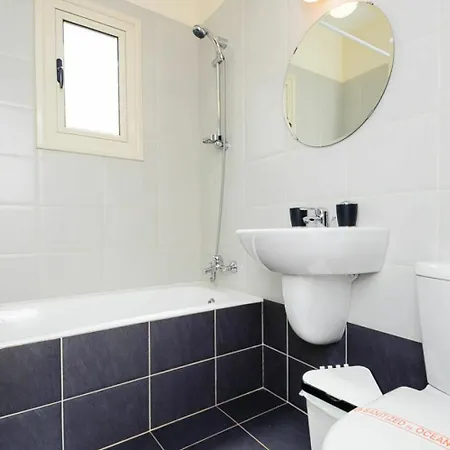 Oceanview Luxury 073 *