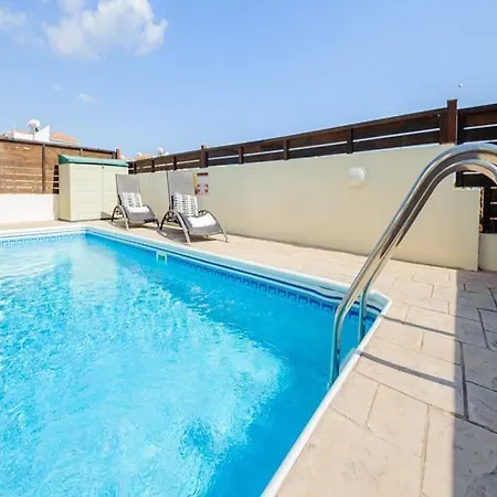 Oceanview Luxury 073 *