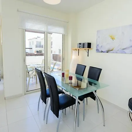 Oceanview Luxury 073 פאראלימני